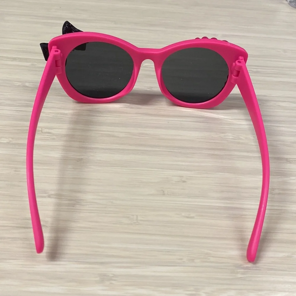 Little girls Hot pink sunglasses w bow
